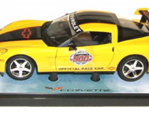 Corvette 2005 Daytona 500 Yellow with Black Coupe 1/24 Diecast