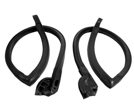 Metro Moulded Parts 1973-1977 Pontiac / Oldsmobile / Chevrolet / Buick Front Roof Rail Seals RR 5019-S