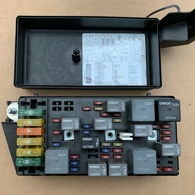 Corvette Main Wiring Junction & Fuse Block Box, USED 2000-2004