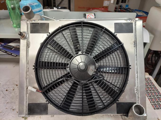 DeWitts 1961-1962 Chevrolet Corvette Radiator Fan Combo, Manual 32-4139061M
