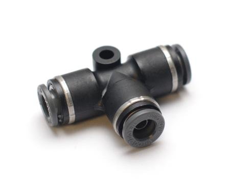 Ridetech Airline Fitting, Tee. 3/8" x 3/8" x 3/8" Airline 31956400