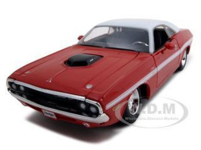 1970 Dodge Challenger R/T Coupe Red 1/24 Diecast Model Car