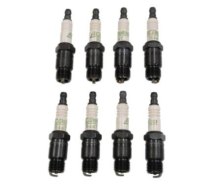 70-74 Spark Plug Set R44