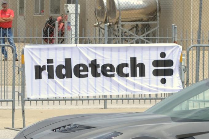 Ridetech Banner 82009002