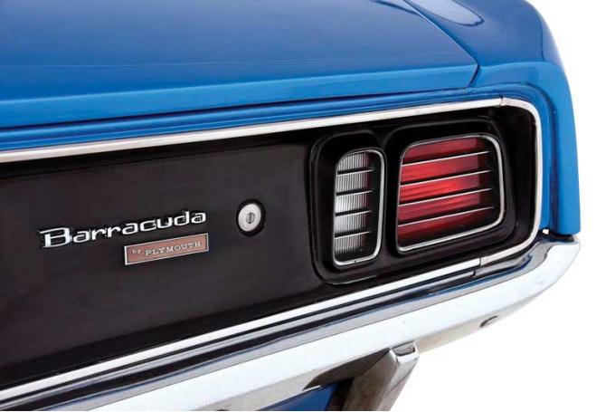 OER 1970-71 Barracuda, Cuda, Tail Panel Molding Set, 4 piece Set ME5062