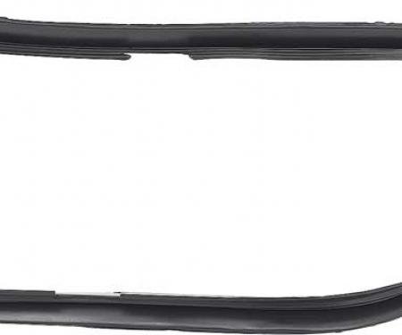 OER 1974-77 Camaro, Tail Light Close Out Filler Gasket, Passenger Side 152632